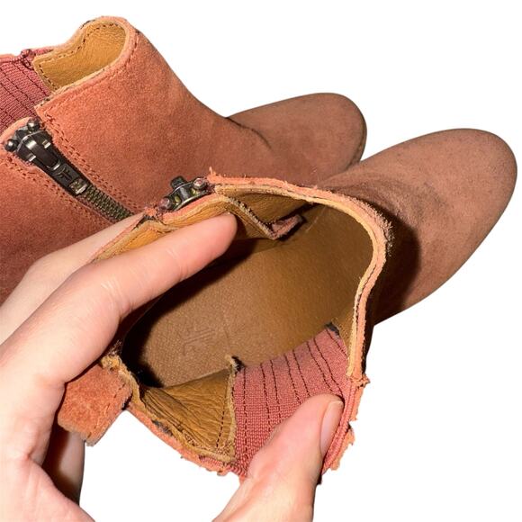 Frye Women's Alton Chelsea Leather Suede Ankle Boot Size 6 Booties Rosewood Heel - Picture 8 of 8